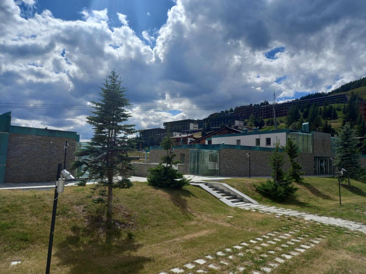 46 Vale C'E' Al Villaggio Olimpico Di Colle Sestriere Exterior foto